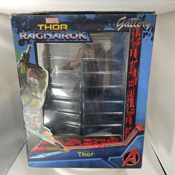 Marvel Gallery Thor Ragnarok Thor PVC Diorama Diamond Select Statue w/ Box - Picture 2 of 13